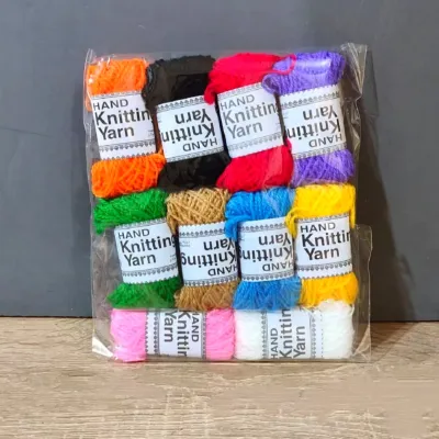 1 Bungkus Benang Wol Kecil Isi 10 Warna