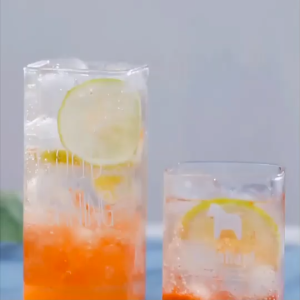 TOP CLASS แม่พิมพ์น้ำแข็งก้อนคละสี ถาดทำน้ำแข็งทรงกลม ถาดทำน้ำแข็งพร้อมฝาปิด แม่พิมพ์ทำน้ำแข็งขนาดเล็กสำหรับช่องแช่แข็ง No.3648