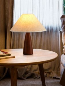 Retro Japanese Style Wooden Bedside Lamp Simple Modern Control Button Switch Smart Home Control LED Light for Bedroom Living Room