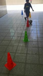 5 PCS Football Marker Cup Skating Roller Marker Cones Soccer Basketball Slalom Speed Training Cones With Multi-Function Training Winding Rod Marking Pole