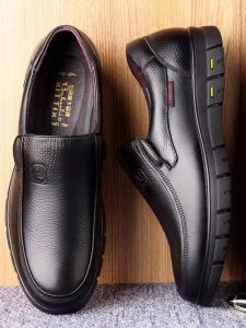 DTHN | Leather Mens Casual Slip-On Shoes Soft Bottom Large Size Comfortable Breathable Business Casual Shoes For Middle-Aged And Elderly