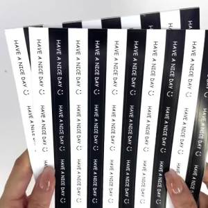 100Pcs HAVE A NICE DAY Smile Face Sealing Stickers Long Bakery Labels Cake Boxes Dessert Containers Coffee Cups Decorative Tags