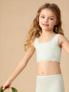 ManiForm | Seamless Comfortable Youth Development Vest