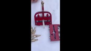 11-12mm Alat Tekan Klem Mesin Untuk Menghubungkan Selang Hidrolik / Hose crimping machine Portable hose crimping press