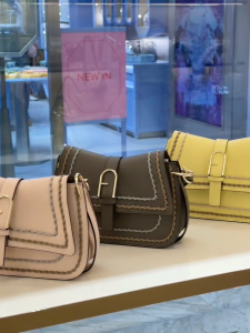 Túi Xách Tay Nữ Furla Flow