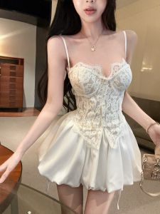 GUZILIAN | Fashionable Lace Trimmed Bralette with Padded Cups and Button Closure Set