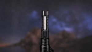 UNI ACE Long Range Flashlight 10000 Lumens Long Range Powerful Camping Flashlight Waterproof Rechargeable Flashlight