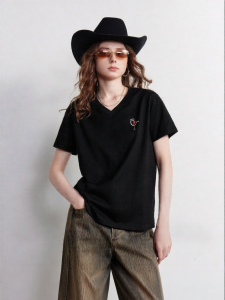 Toyouth | Antibacterial Cotton V-Neck Loose Love Embroidery Tee