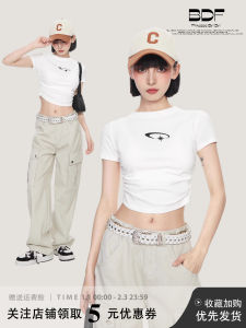 Áo Thun Tay Ngắn Ôm Vừa Vặn Màu Trắng Cho Nữ Mùa Hè Áo Lót Ngắn Áo Khoác Ngoài Phong Cách Đường Phố Cổ Tròn Tay Ngắn