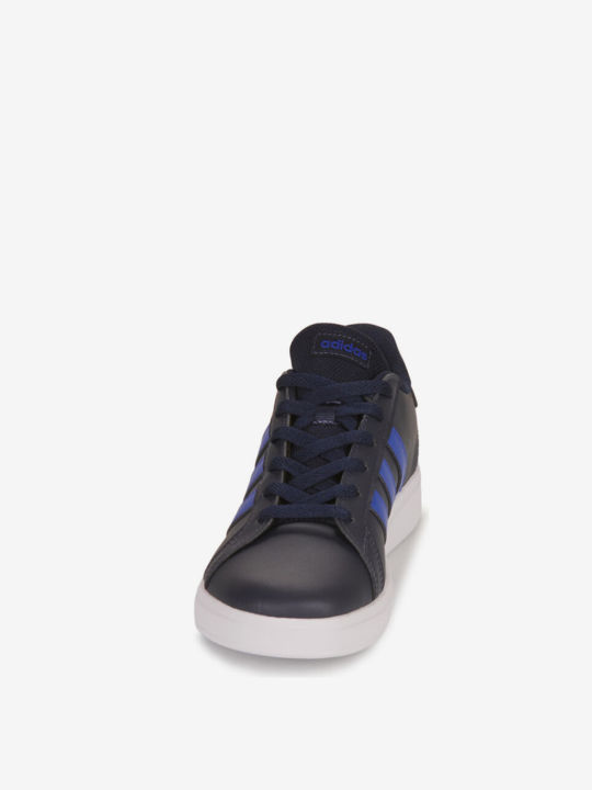 adidas%20%7C%20Gi%C3%A0y%20Th%E1%BB%83%20Thao%20Th%E1%BB%9Di%20Trang%20Cho%20Tr%E1%BA%BB%20Em%20-%20Image%204