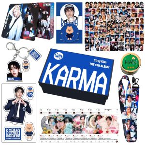 Hộp Quà Tặng Fan K-POP Chiikawa Với Ảnh Thẻ Sticker Móc Khóa Đồ Lưu Niệm Dành Cho Fan Stray Kids