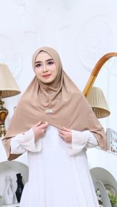 Hanania Hijab Livia Jilbab Instan Non Pet Syari Oval MalayJersey Jilbab Kekinian Pastan Oval Malay