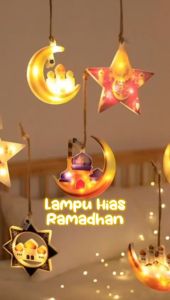 Gratis Ongkir - BLampu Tirai LED Gantung / Hiasan Ramadhan Penyemarak Suasana Ramadhan yang Menawan