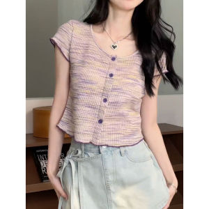 เสื้อยืดแขนสั้นผ้าไหมน้ำแข็งลายทางสีสันสดใสสำหรับผู้หญิง ฤดูร้อน 2024 เสื้อคลุมกันหนาวแบบสวมหัวคอตั้งปกติ