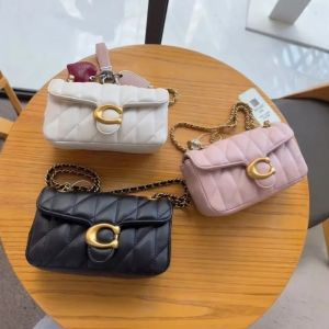 Premium Leather Wallet with Retro Design Shoulder Bag Luxurious Womens Crossbody Bag with Adjustable Shoulder Strap