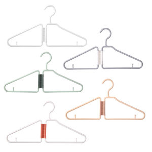 5pcs Portable Folding Clothes Hangers Foldable Clothes Drying Rack Travel Accessories Random Color