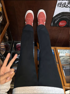 กางเกงขายาวทรงตรงสำหรับผู้ชาย ทรงลำลอง ทรงเข้ารูป กางเกงขายาวทรงตรงบุขนแกะสีดำ เอวกลาง ผ้าฝ้ายผสม