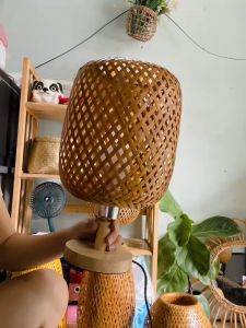 Đèn ngủ đèn bàn mây tre hình chữ nhật trang trí phong cách mộc mạc tối giản Phương Vy Decor