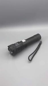 Senter LED Super Terang 1000 Lumens Lampu Cas Flashlight Zoom Swat Police Senter XY-8068