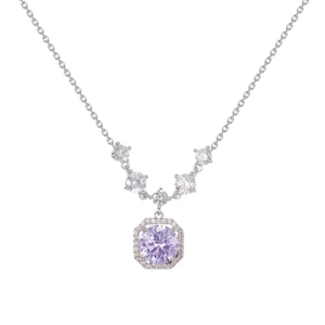 Elegant Luxurious Cube Design Necklace