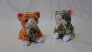 Dreamtoys96 Boneka Sit Cat Mio Kucing Lucu 8: Hiburan & Edukasi untuk Anak