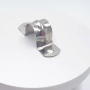 10ชิ้น แคลมป์รัดท่อ แคล้มยึดท่อ กิ๊ปจับท่อ แนวนอน/ตั้ง สแตนเลส 304แบบบาง รู 2 ด้าน13 - 76มม. / Saddle Clamp-Light SUS304