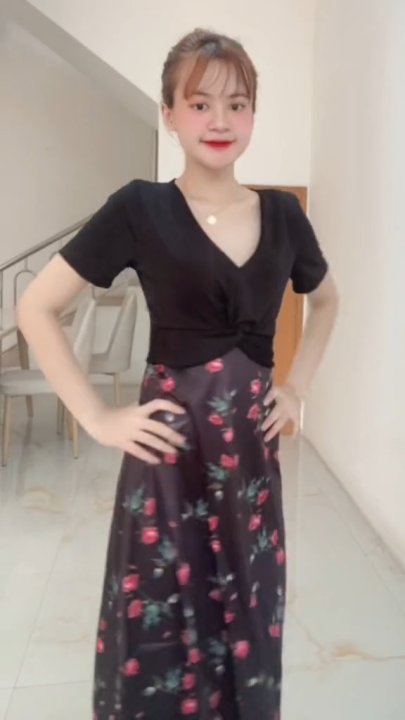 baju midi dress terbaru lebaran 2025 dress Hitam Gaun Pesta Mewah Elegan  dress Wanita Lengan Pendek Bunga Korean Style Sizes Import Dress Floral  Korea Gaya Klasik - Lazada