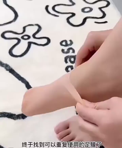 【24-Hour Shipping】Exfoliating Foot Peel Mask - Baby Soft Feet in 1 Week Penjagaan Kaki (Foot Care)