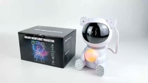 Space projector starry night bed lamp projector usb powered bedroom desktop lamp creative gift astronaut lamp
