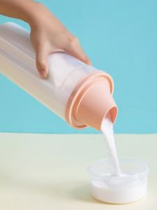 ใช้ในบ้านผงซักฟอกกล่องเก็บสบู่ผงคอนเทนเนอร์พลาสติกวัสดุกล่องขนาดเล็กสําหรับสบู่ผงองค์กร