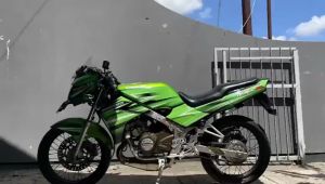 Decal Stiker Ninja 150 RR Dekal Striping Sticker Ninja 150 RR Dekal Ninja 150 RR MOTIF TECHNO GRID