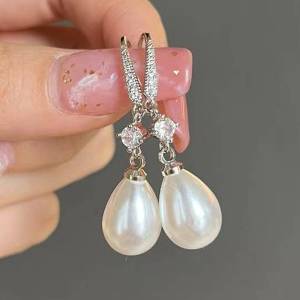 Huitan Fashion Women Drop Earrings Imitation Pearl Aesthetic Party Wedding Lady Accessories Elegant Jewelry Inlaid Shining CZ