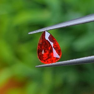 พลอย ทับทิม ซองเจีย Songea Ruby Sapphire 1.10 กะรัต (Cts.) พร้อมใบเซอร์ พลอยแท้ อัญมณีมงคลประจําวันเกิด เครื่องประดับพลอย