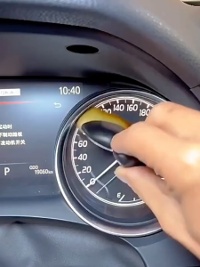 MS KUAS PEMBERSIH DEBU MOBIL / KUAS LEMBUT TIDAK BIKIN BARET PADA DALAM MOBIL