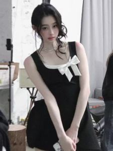 SHAOYEYAN | Đầm Ngắn Giả Asymmetrical Hem