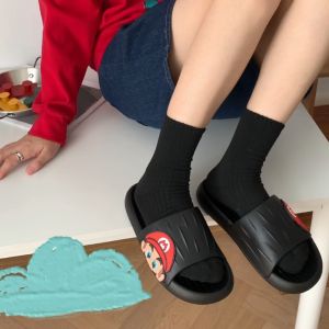 SQShop สินค้าพร้อมจัดส่งในประเทศ 🚚 รองเท้าเเฟชั่น รองเท้าลายตูน ขาวตัดเด่ง มาริโอ้สุดน่ารัก ใครได้รับความชอบเกิดขึ้น สร้างความสะอาดใส่สบายดูดี สำหรับสไตล์