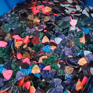 10Pcs Acoustic/Electric Guitar Picks Triangle Celluloid Picks 0.5MM 0.75MM 1.0MM Random Color 吉他拨片