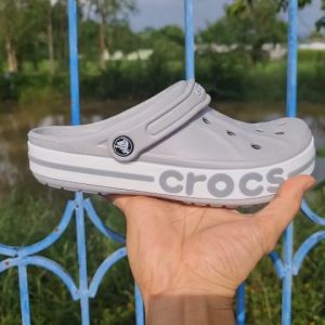 Crocs BayaBand Clog 12 สี รองเท้าผู้หญิงและผู้ชาย รองเท้าแตะสวมรัดส้น 100% ผ้าผู้ชาย