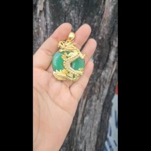 Mặt Dây Chuyền Chạm Rồng Trên Đá Xanh Ngọc M1723DX - Dùng bền màu không đen rỉ - TCH