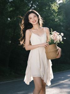 CHANGTONG | Đầm Ngắn Quai Đeo V Neck Mùa Hè Đi Biển