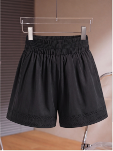 Black Ice Silk Quick-Dry High-Waisted Leisure Shorts