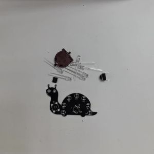 Beginner Electronic Welding Practice Board Cute Snail LED Light DIY Kit SMD SMT Learner Solder Kit for Electronic Soldering Kit
