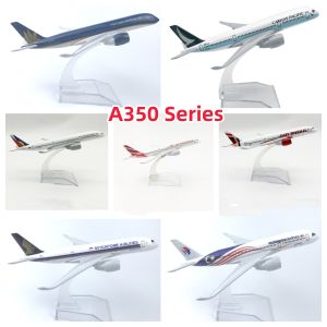 16cm Model A350 Series Aircraft Alloy Metal Material Diecast Airplane Miniature Plane with Base for Collection Room Decoration