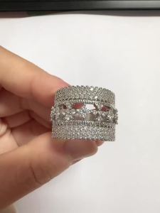 Huitan Hollow Women Ring Gorgeous Full Bright Cubic Zirconia Charming Accessories for Wedding Party Fashion Lady Jewelry Gift