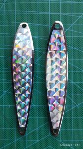 spoon markonyeh tepe $ model sisik berat 30grm.spoon sudah kompli trible hook baja hitam.spoon siap pakai.untuk mancing ikan target predator