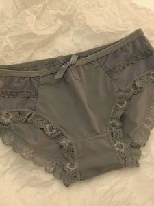 Womens Lace Breathable Elastic Triangle Underwear Comfortable Mid-Waist Panties Ice Silk Butterfly Knot Sports Yoga Fitness