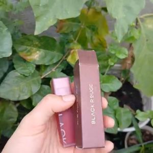 Son kem Black Rouge Double Layer Over Velvet Ver1