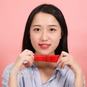 Lucas Papaw Ointment Salep Lipbalm 25g Original Gel Australia Cream Pelembab Bibir Pelembap Bibir Pecah-Pecah Penghilang Bekas Gigitan Nyamuk Serangga Atasi Luka Bakar Gosong Sinar Matahari Perawatan Kulit Multi Guna