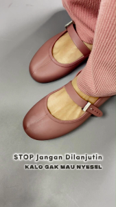 Sepatu Slip On Flatshoes Wanita Untuk Kerja Karet Anti Air Kekinian Korean Style Porto BLT Burgundy 36-40