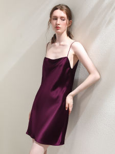 XEXZ | ชุดนอนผ้าไหม XEXZ 100% สายเดี่ยวเซ็กซี่ ชุดนอนไหมพรมสไตล์ Pure Desire ชุดนอนไหมพรมระดับไฮเอนด์สำหรับใช้ในบ้าน